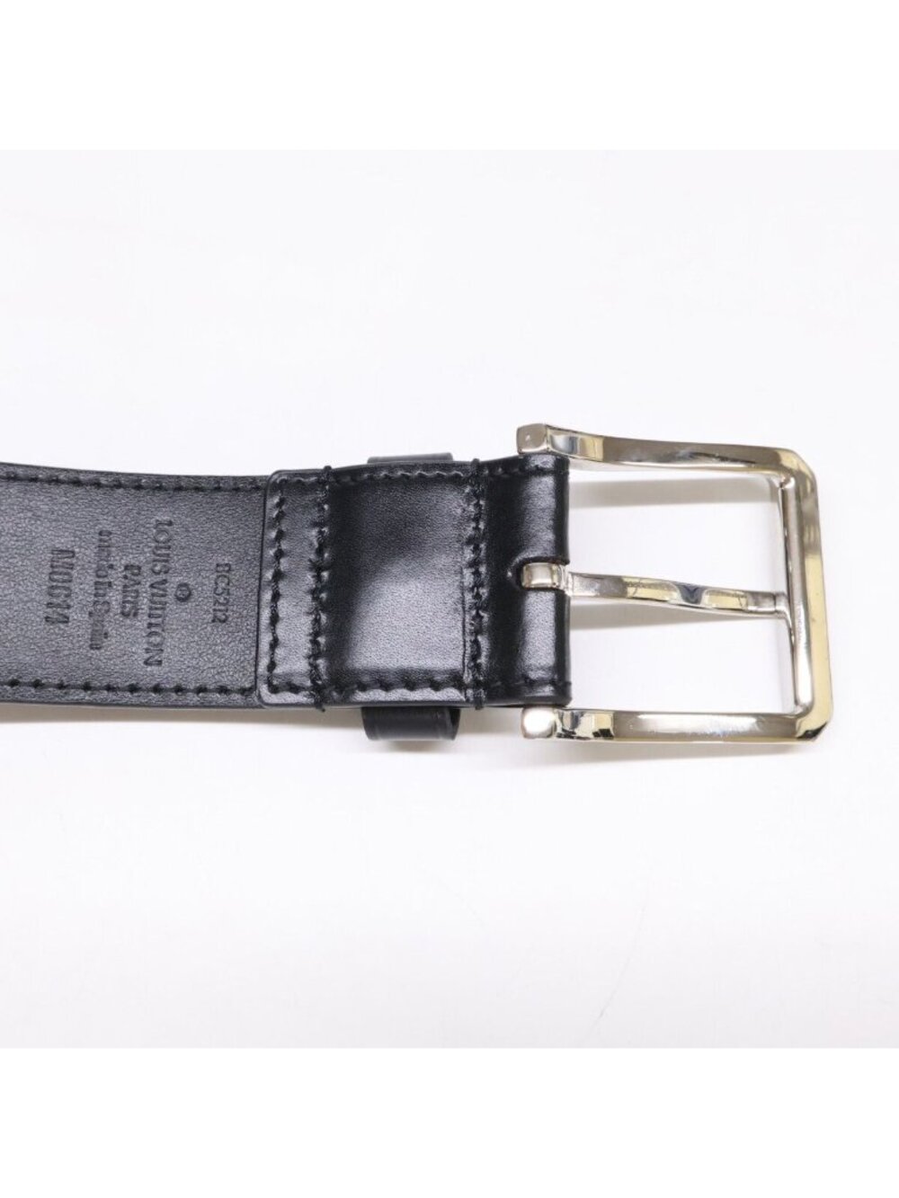 Louis Vuitton Leather Belt - Picture 5 of 10